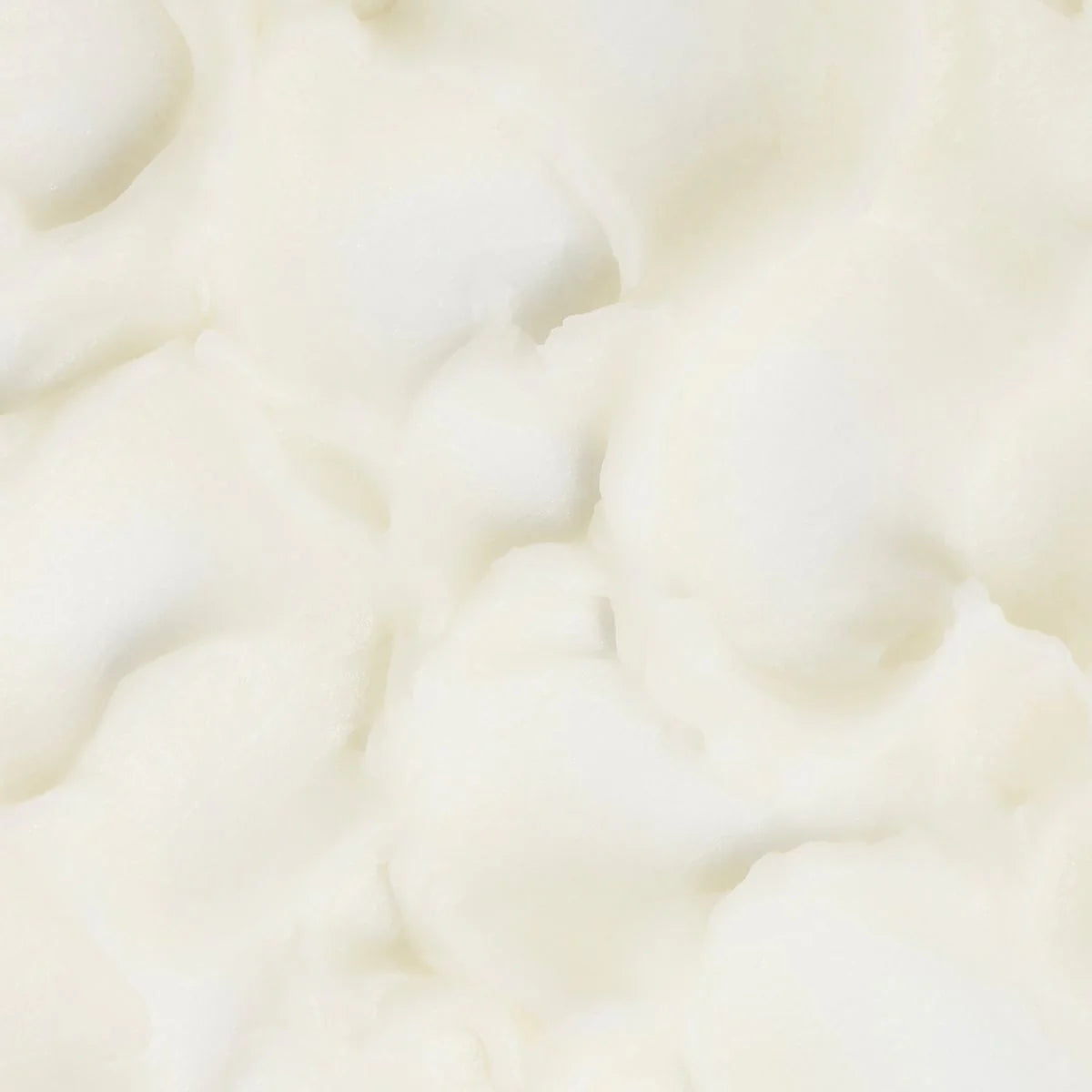 Brightening face mask for dark spots and post-acne pigmentation.