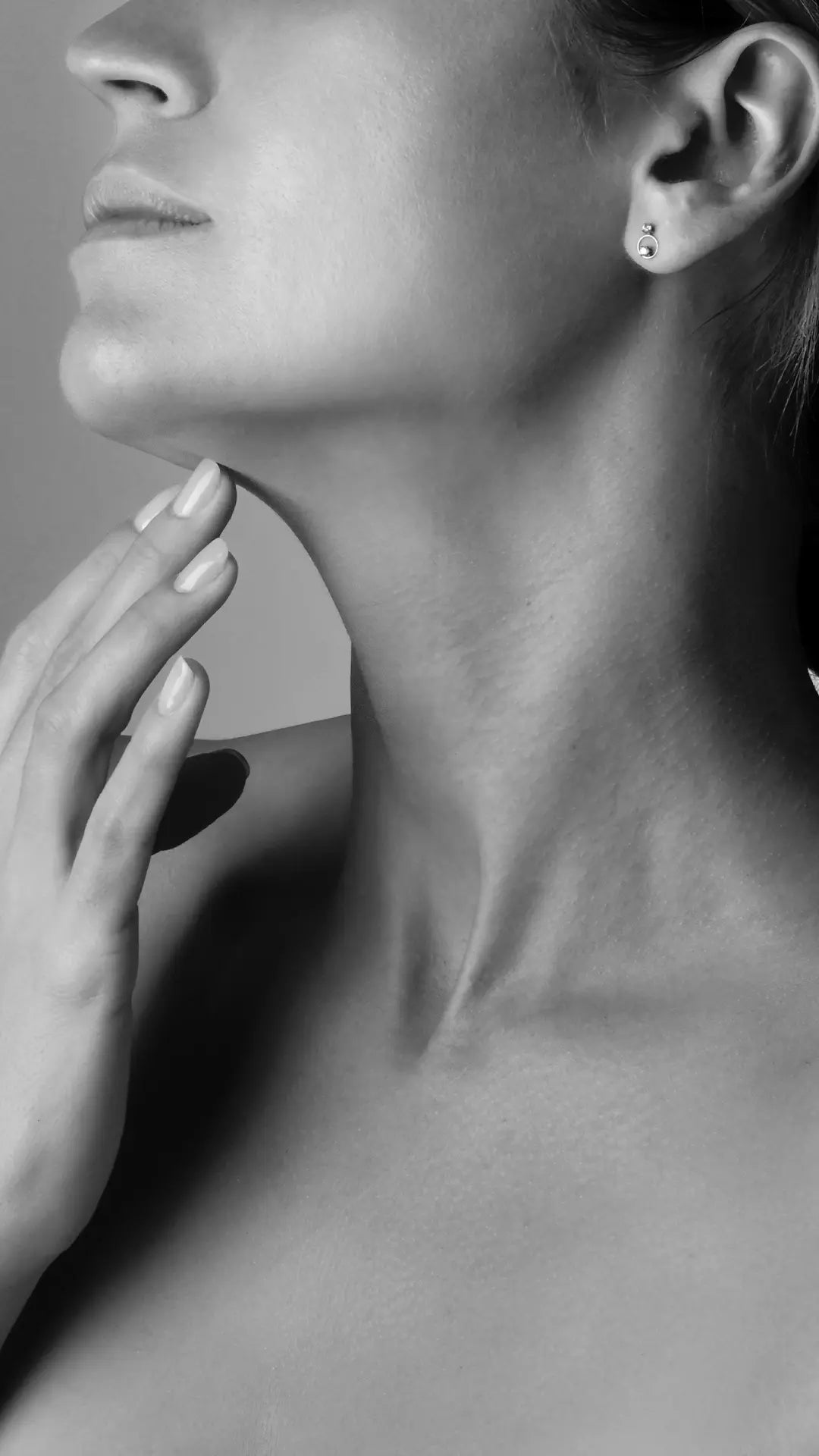 FILLMED NUTRI-NECK with hyaluronic acid hexylresorcinol and peptide